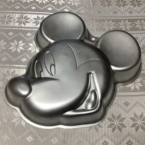 Wilton Mickey Mouse Cake Pan Vintage